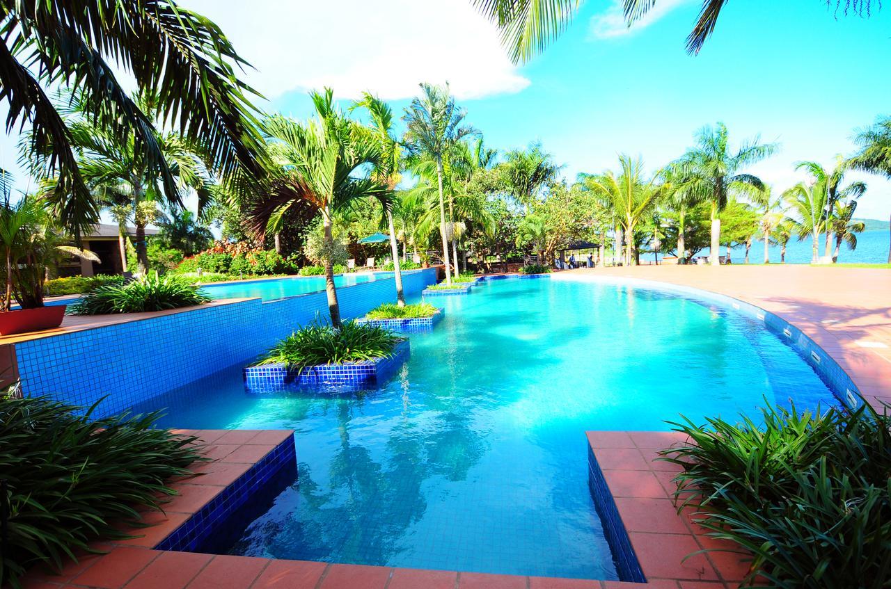 Munyonyo Commonwealth Resort Кампала Экстерьер фото