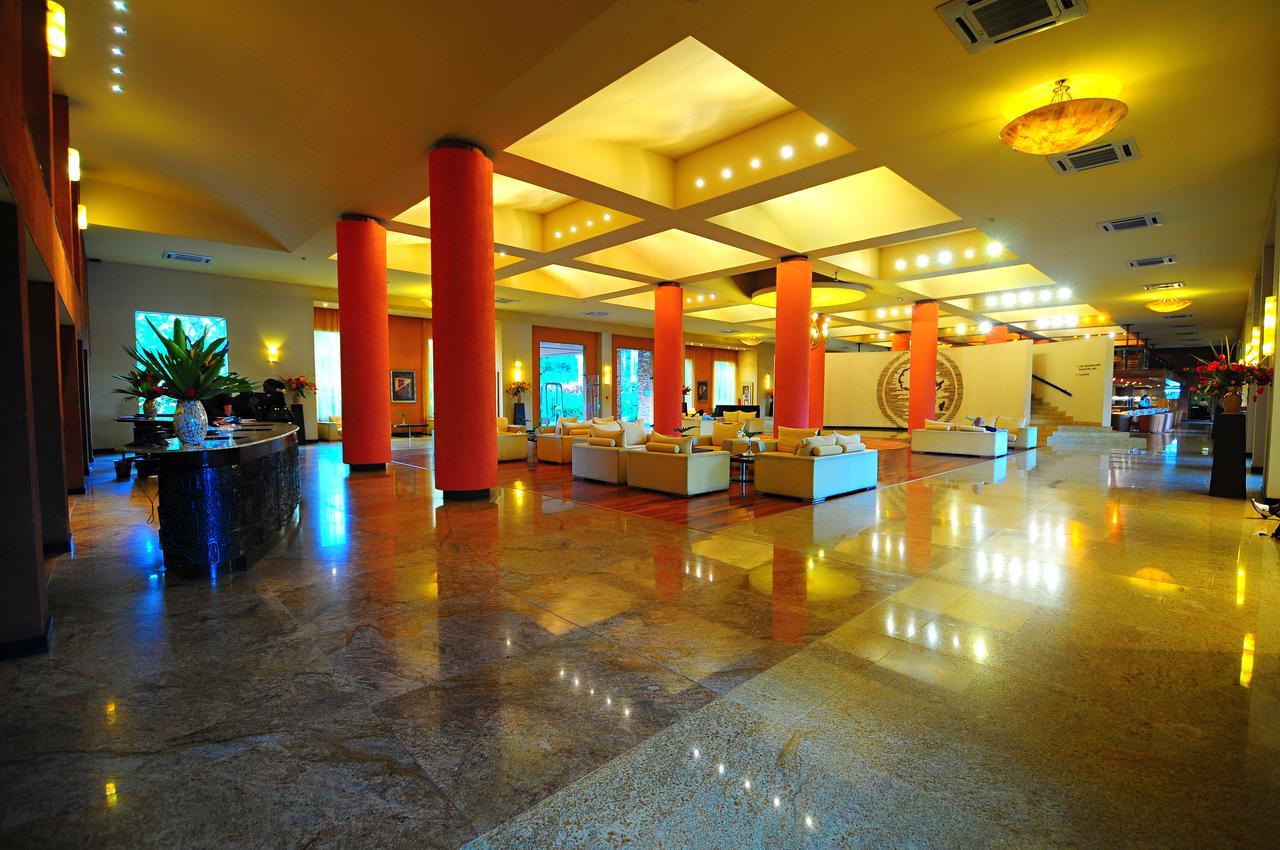 Munyonyo Commonwealth Resort Кампала Экстерьер фото