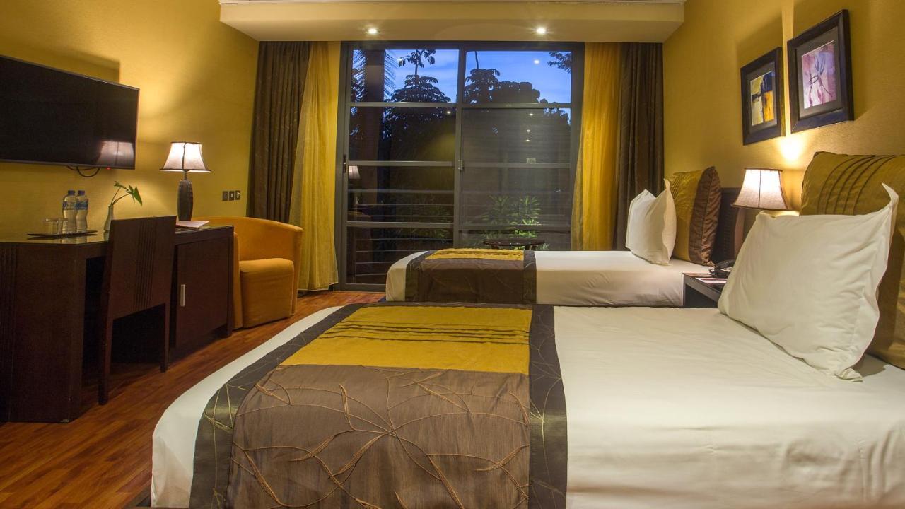 Munyonyo Commonwealth Resort Кампала Экстерьер фото