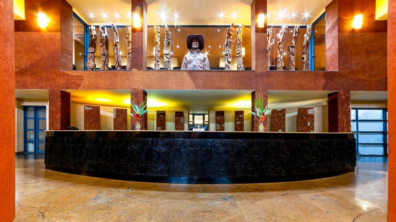 Munyonyo Commonwealth Resort Кампала Экстерьер фото